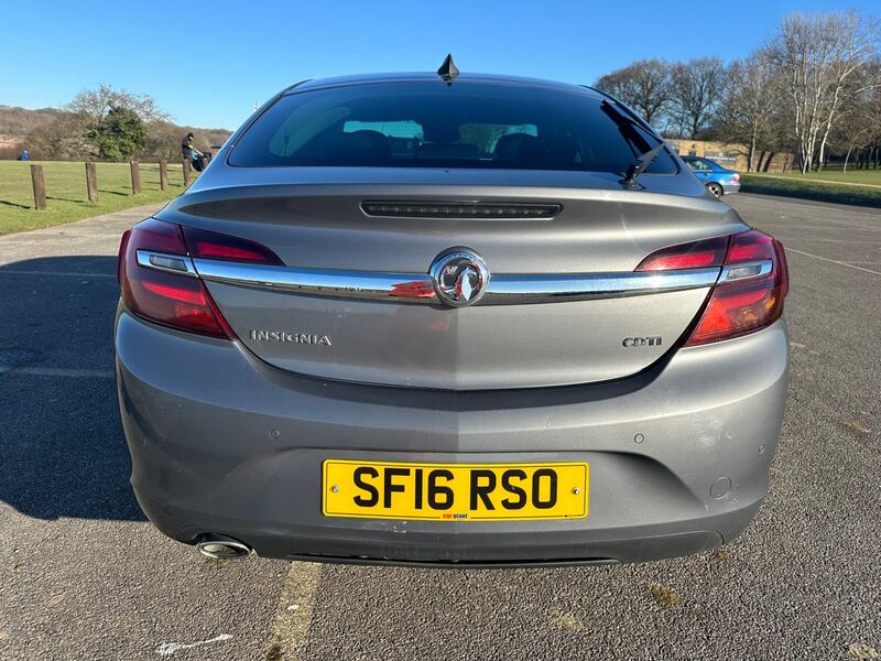VAUXHALL INSIGNIA