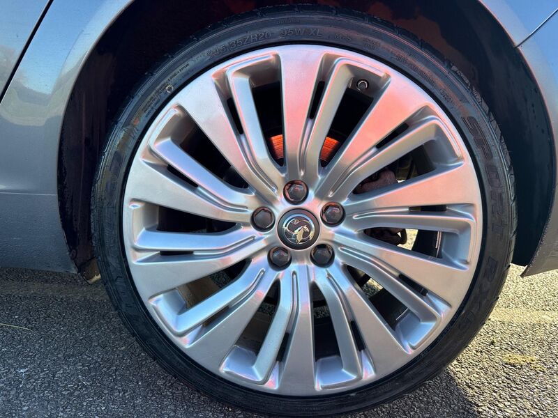 VAUXHALL INSIGNIA