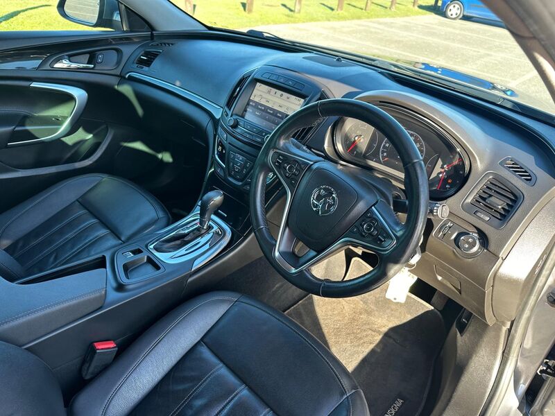 VAUXHALL INSIGNIA