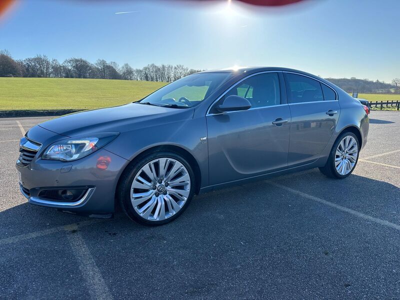 VAUXHALL INSIGNIA
