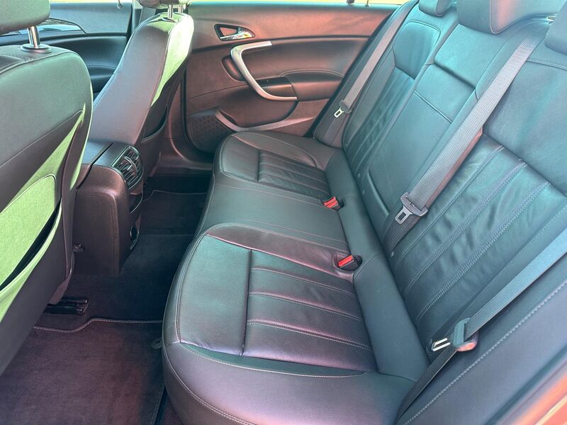 VAUXHALL INSIGNIA
