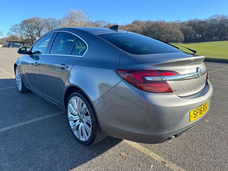 VAUXHALL INSIGNIA