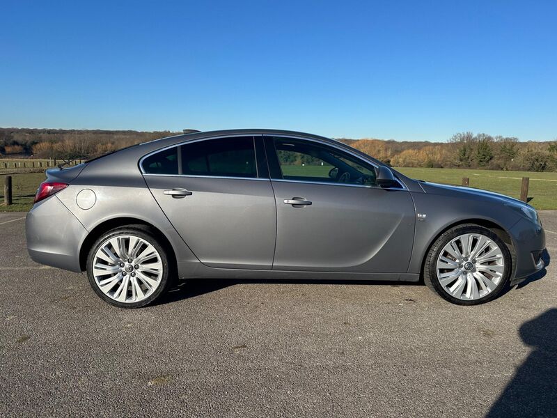 VAUXHALL INSIGNIA