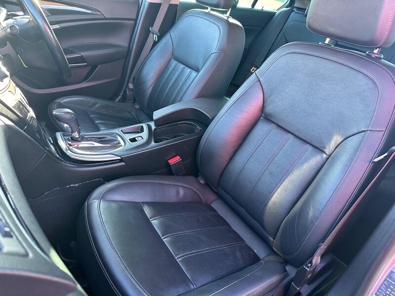 VAUXHALL INSIGNIA