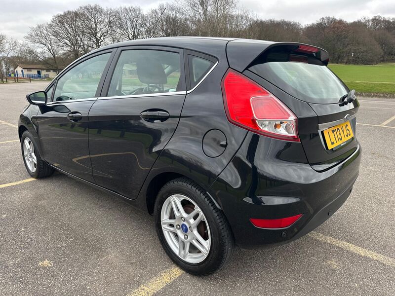 FORD FIESTA