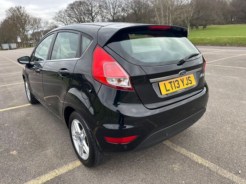 FORD FIESTA
