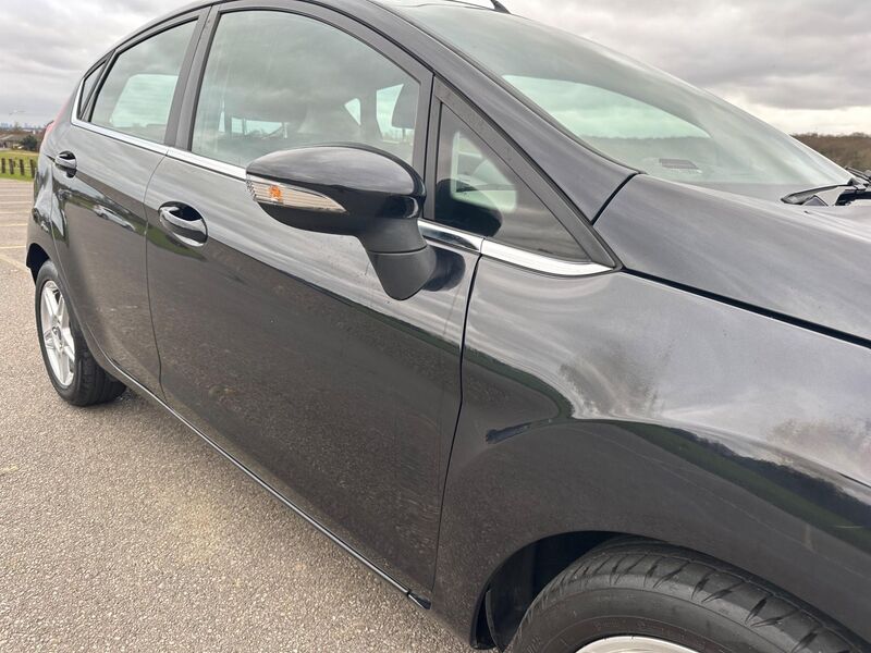 FORD FIESTA