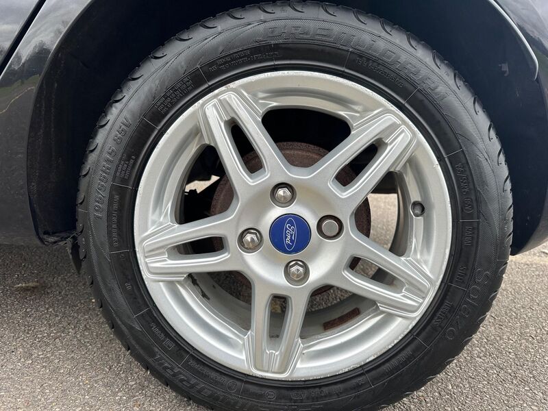 FORD FIESTA