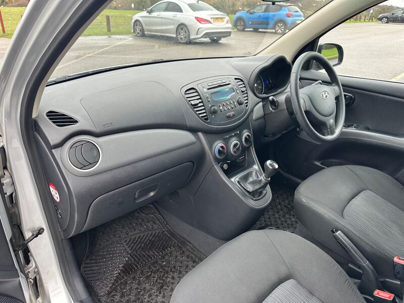 HYUNDAI I10