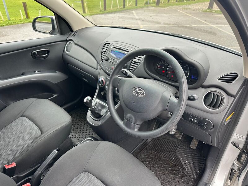 HYUNDAI I10