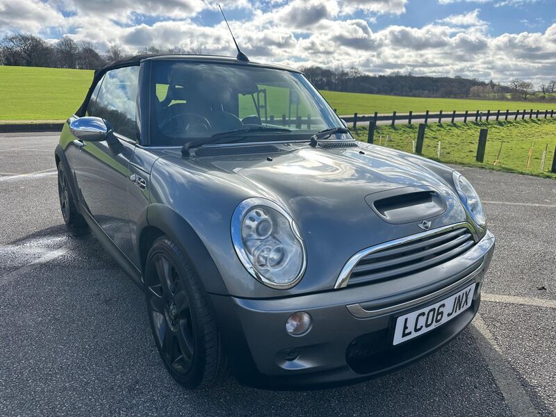 View MINI CONVERTIBLE 1.6 Cooper S Euro 4 2dr