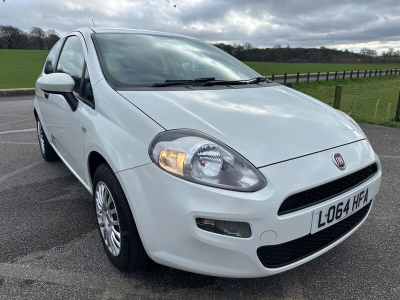 View FIAT PUNTO 1.2 Pop Euro 6 3dr