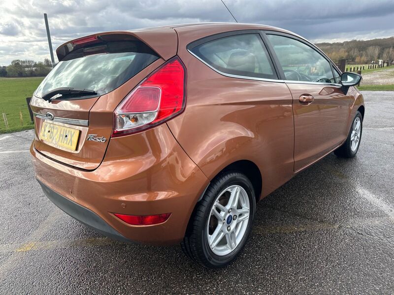 FORD FIESTA