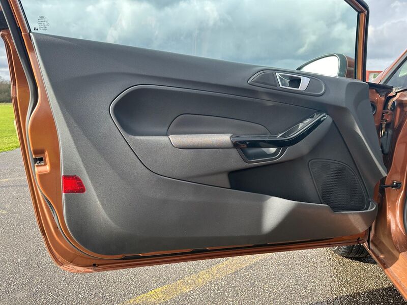 FORD FIESTA