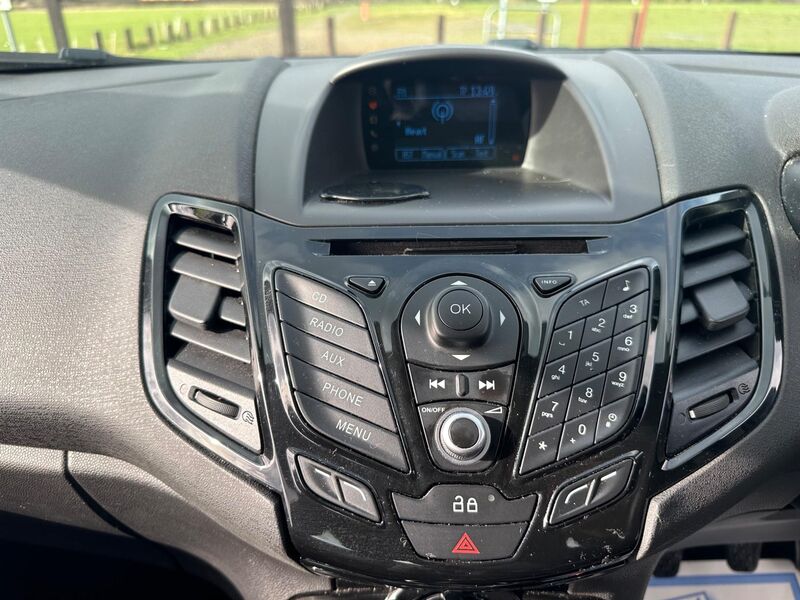 FORD FIESTA