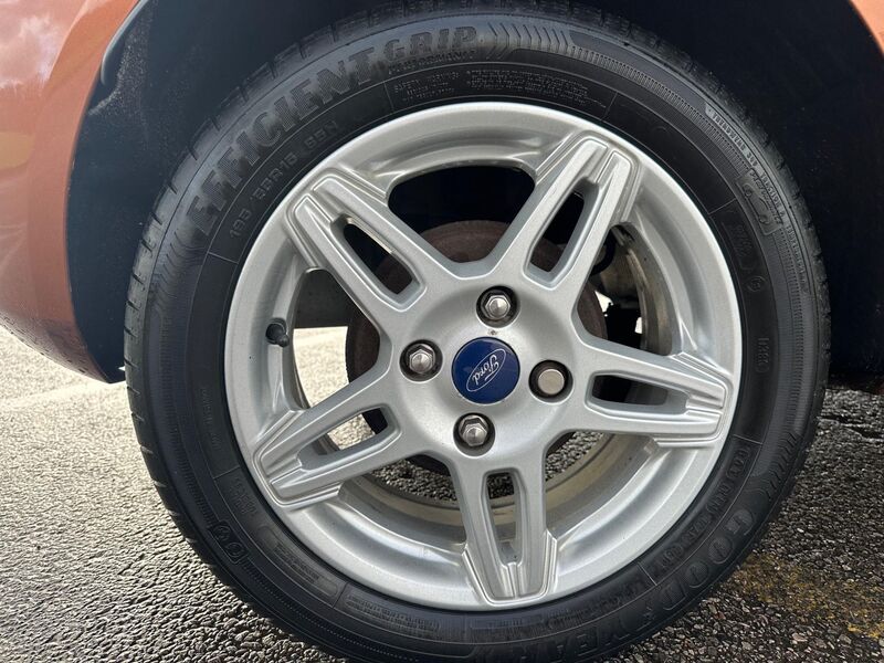 FORD FIESTA