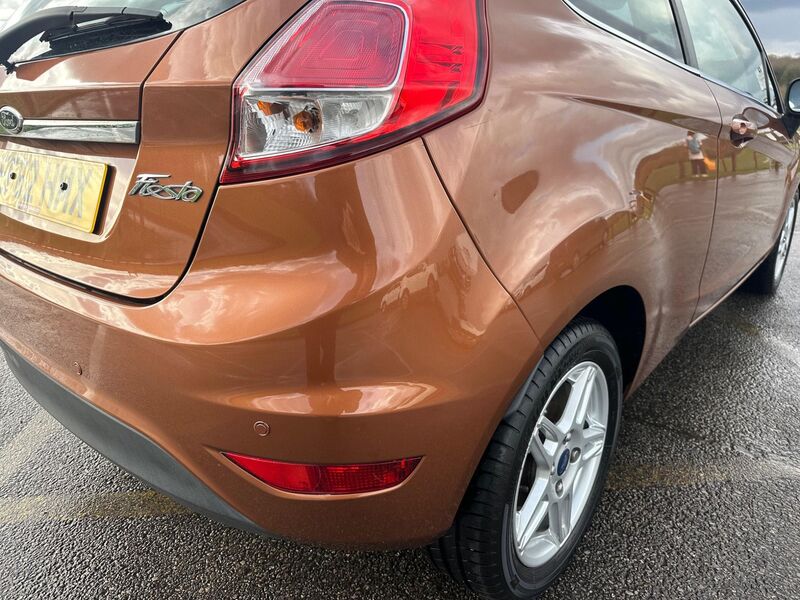 FORD FIESTA