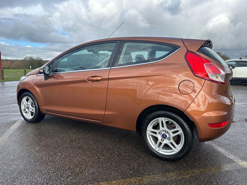 FORD FIESTA