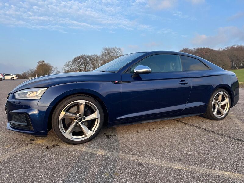 AUDI S5