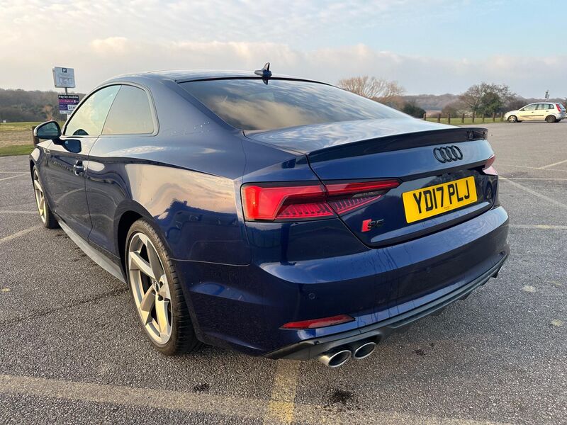 AUDI S5