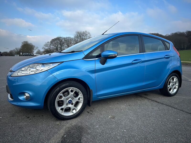 FORD FIESTA