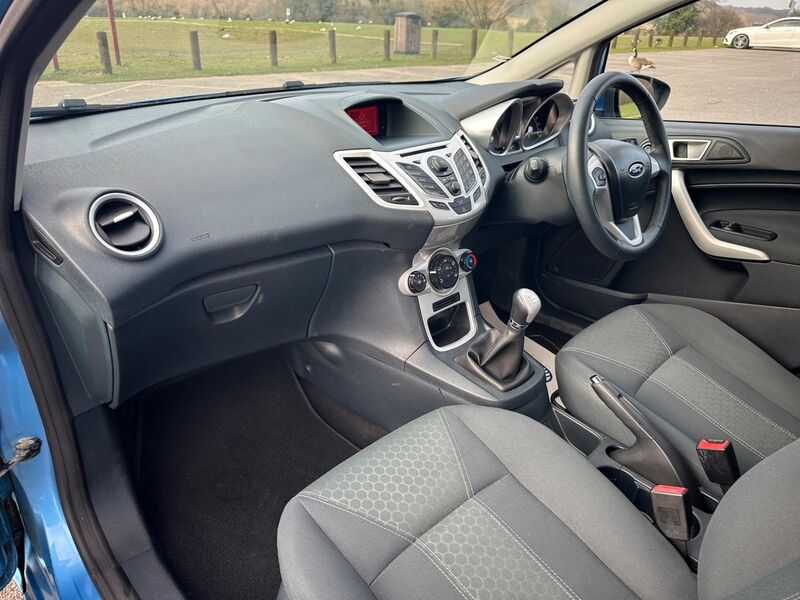 FORD FIESTA