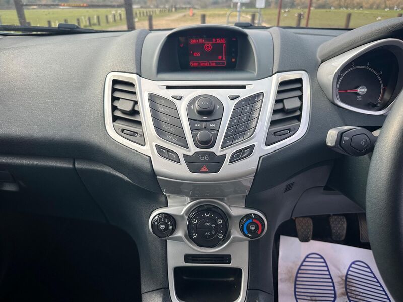 FORD FIESTA