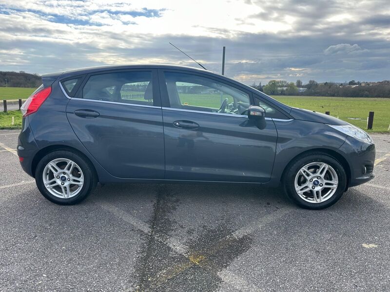 FORD FIESTA