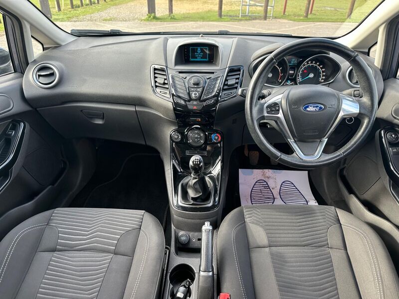 FORD FIESTA