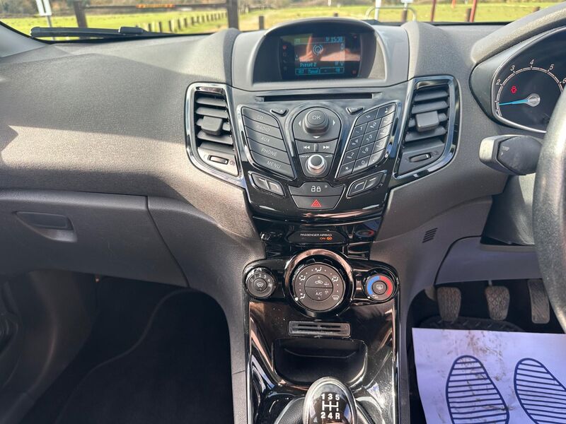 FORD FIESTA