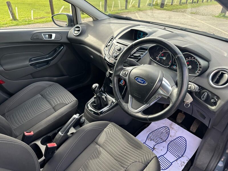 FORD FIESTA