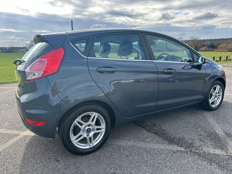 FORD FIESTA