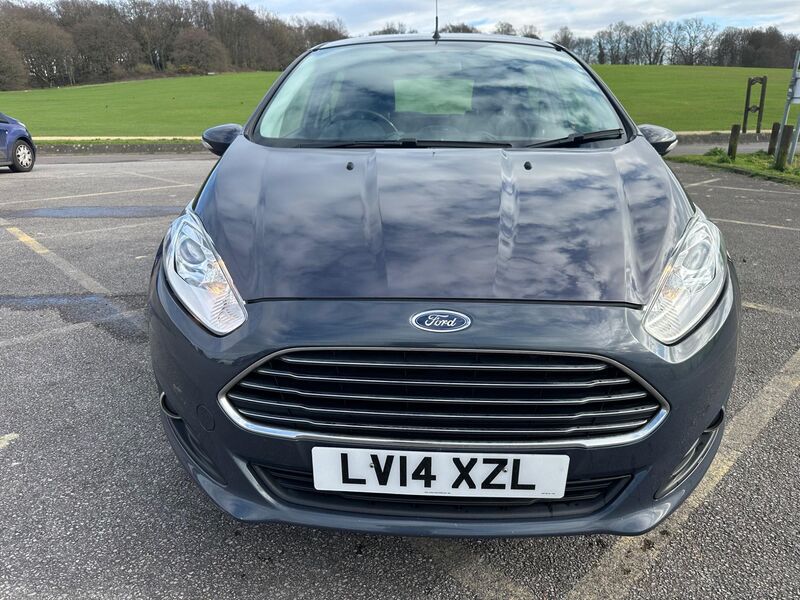 View FORD FIESTA 1.25 Zetec Euro 5 5dr