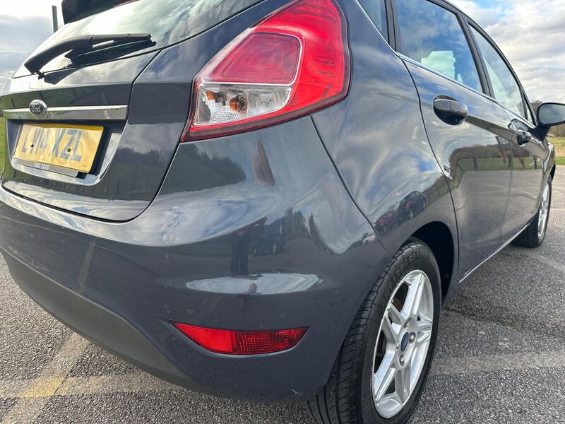 FORD FIESTA