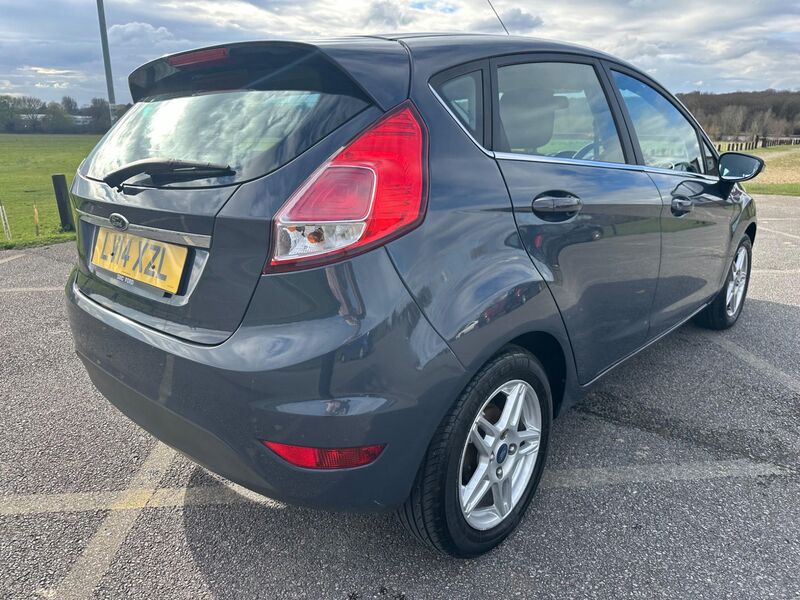 FORD FIESTA
