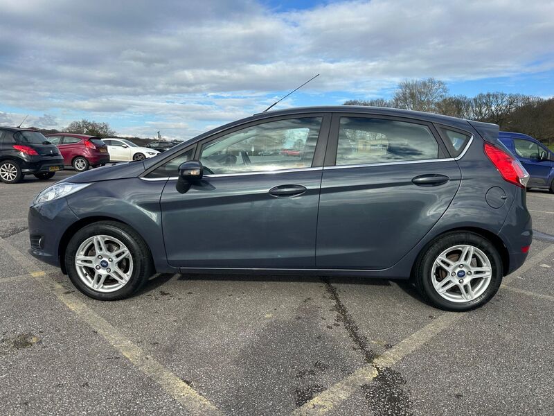 FORD FIESTA