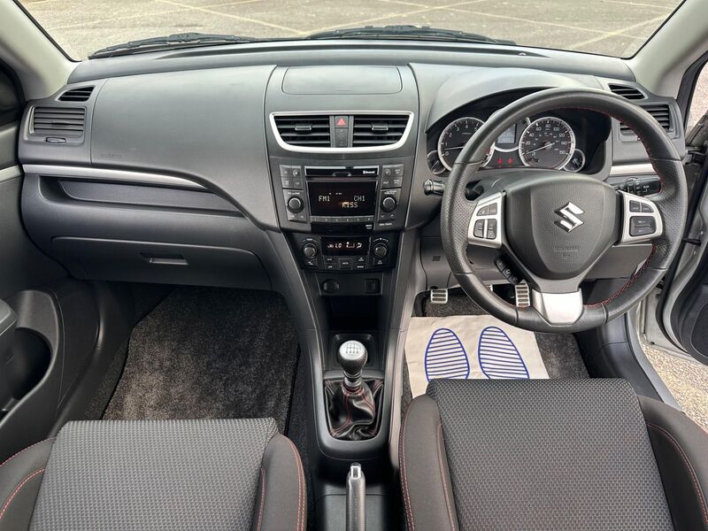 SUZUKI SWIFT