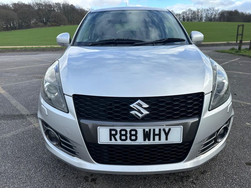 SUZUKI SWIFT