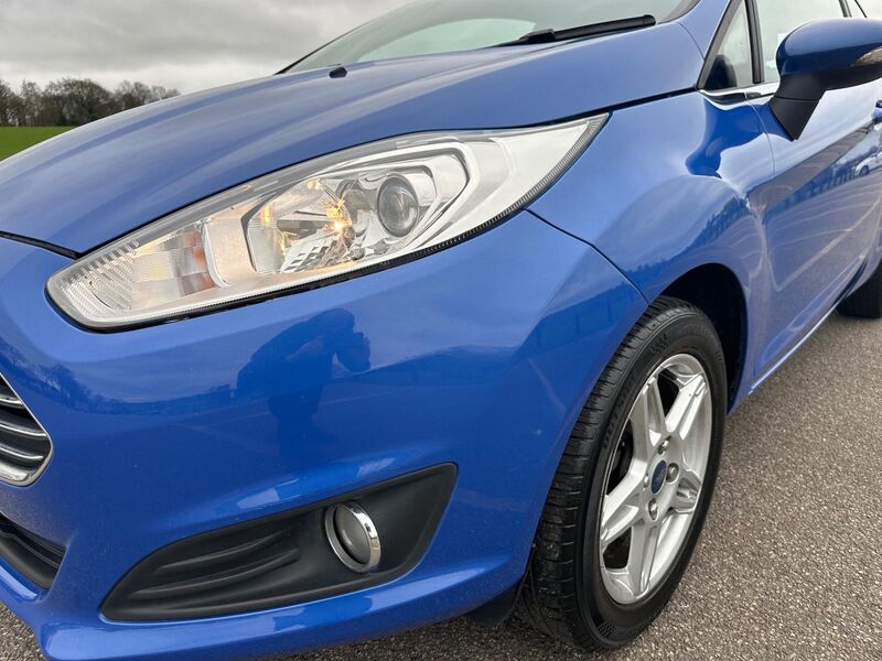 FORD FIESTA