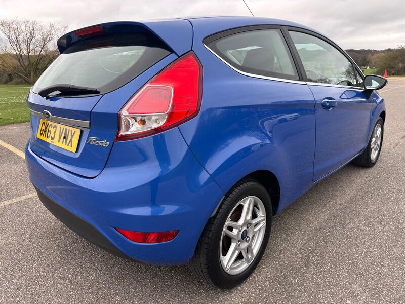 FORD FIESTA