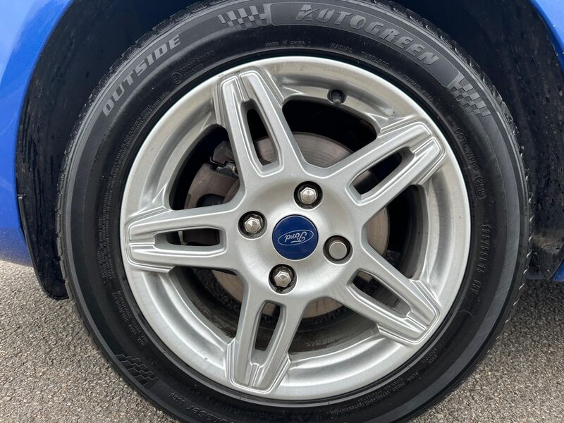 FORD FIESTA
