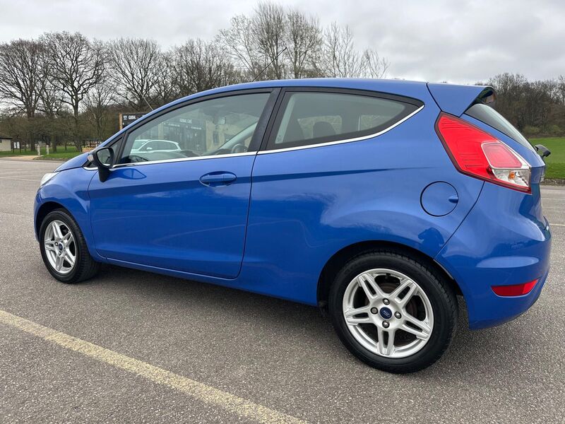 FORD FIESTA