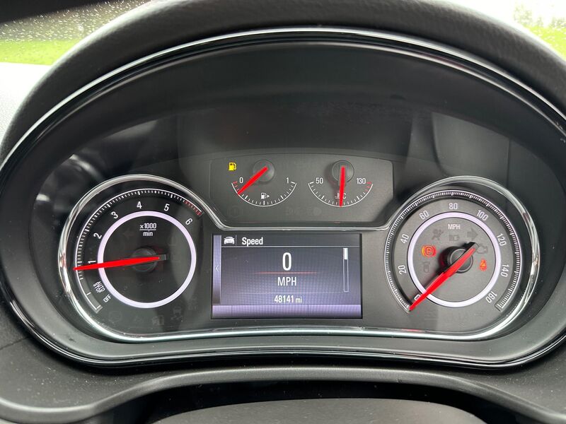 VAUXHALL INSIGNIA