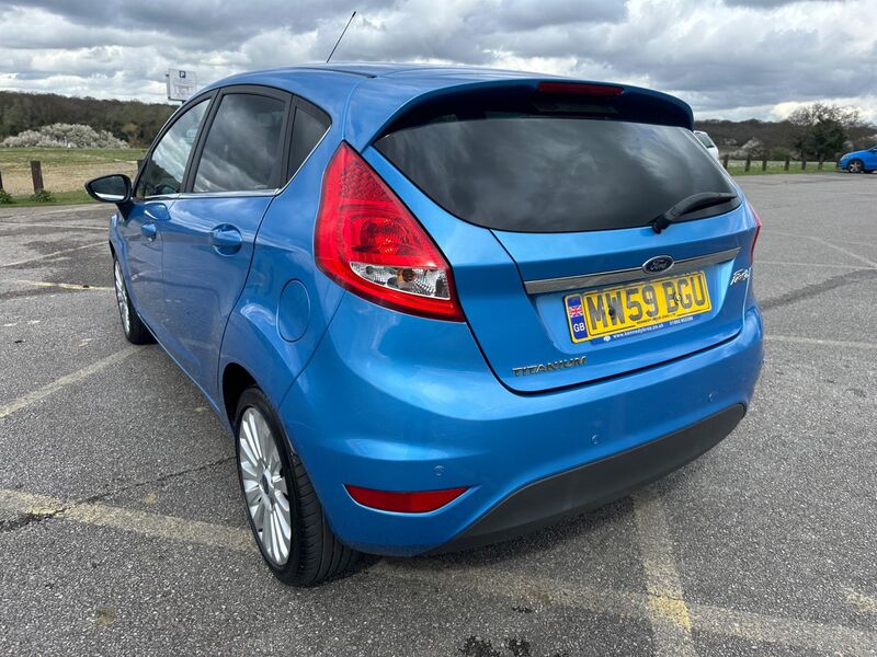 FORD FIESTA