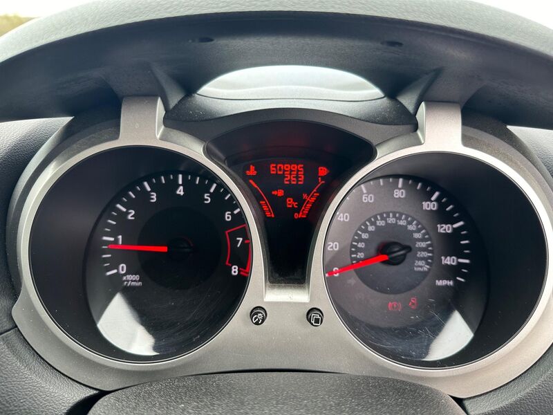 NISSAN JUKE