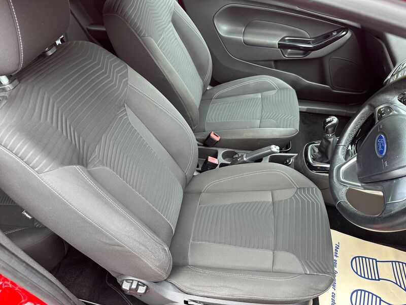 FORD FIESTA