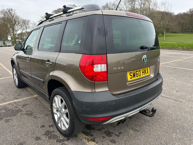 SKODA YETI