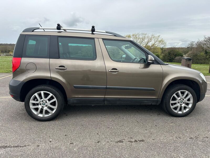 SKODA YETI