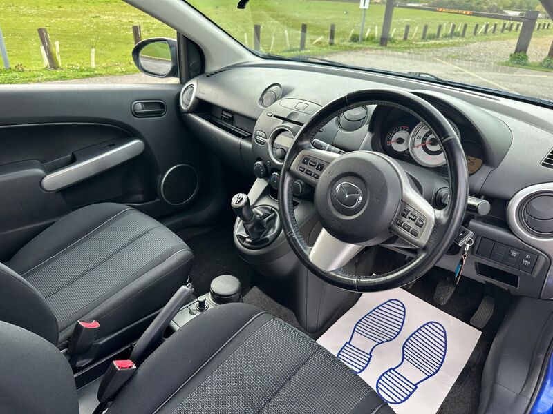MAZDA MAZDA2