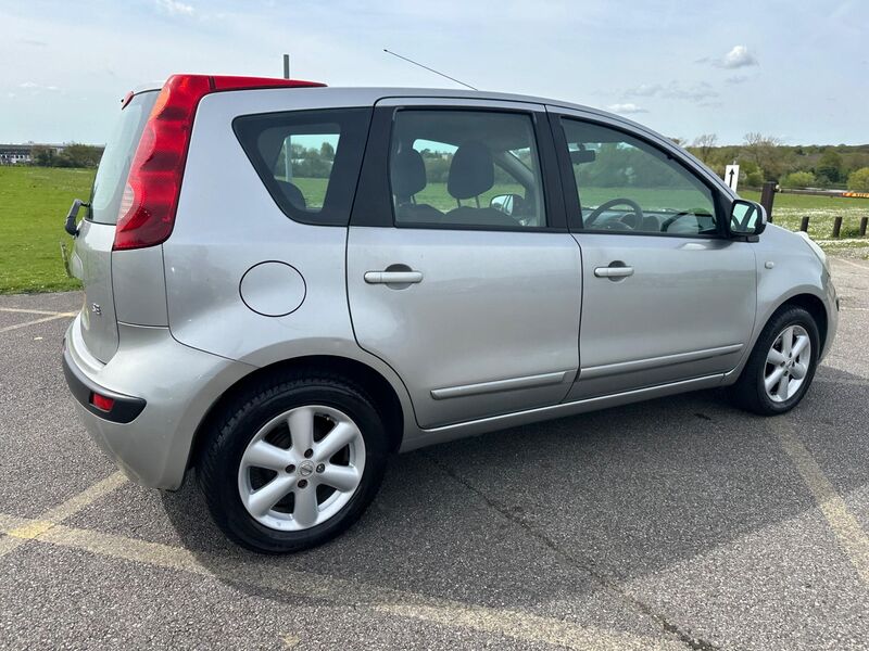 NISSAN NOTE